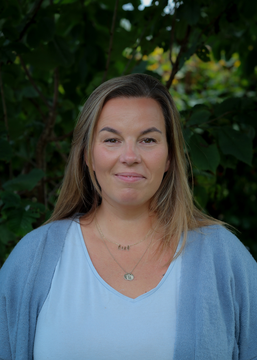 Renathe Grønbeck. Portrettfoto. Portrettmagasinet