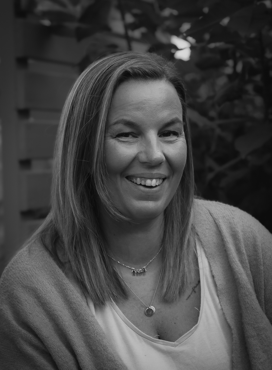 Renathe Grønbeck. Portrettbilde. Portrettmagasinet