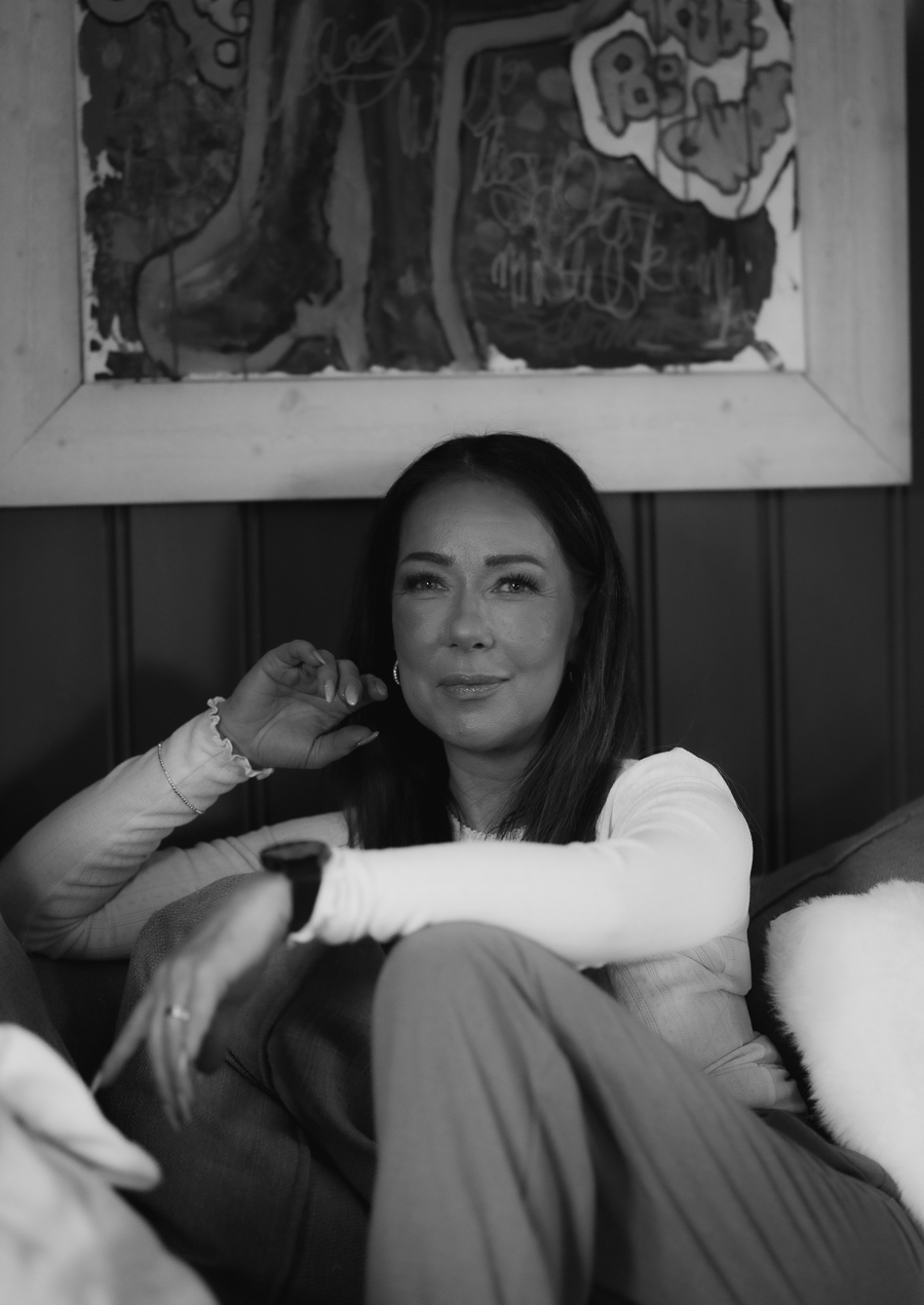 Heidi Aastad portrettbilde kunstner prosjekt narko portrettintervju svirt/hvitt bilde