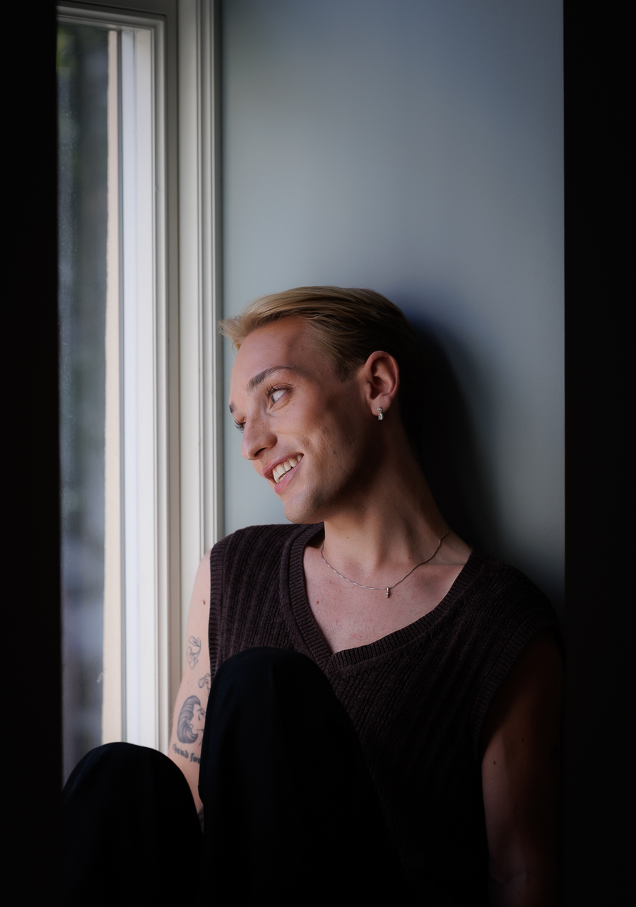 Sebastian Krokstrand. influenser. psykologistudent. snapchat. tiktok. portrettmagasinet. portrettintervju. portrett. magasin.
